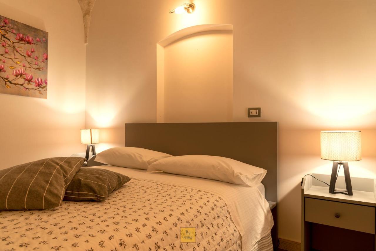 Petralu By La Puglia In Un Trullo Vila Locorotondo Exterior foto
