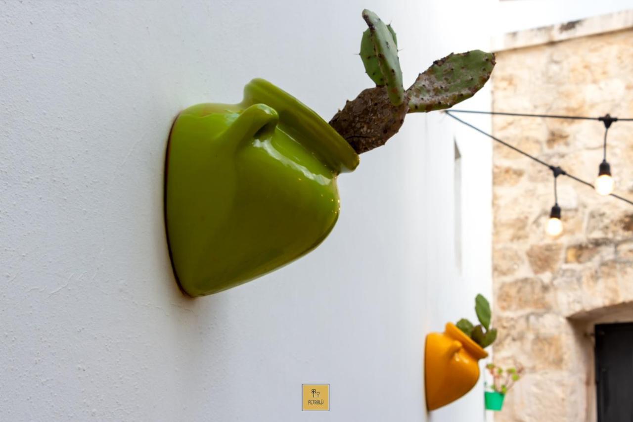 Petralu By La Puglia In Un Trullo Vila Locorotondo Exterior foto